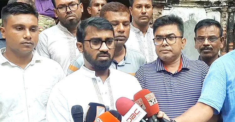 এক দফার ঘোষণা দিয়েছিলেন নাহিদ, আমরা সেটা স্বীকার করি: রাশেদ খান